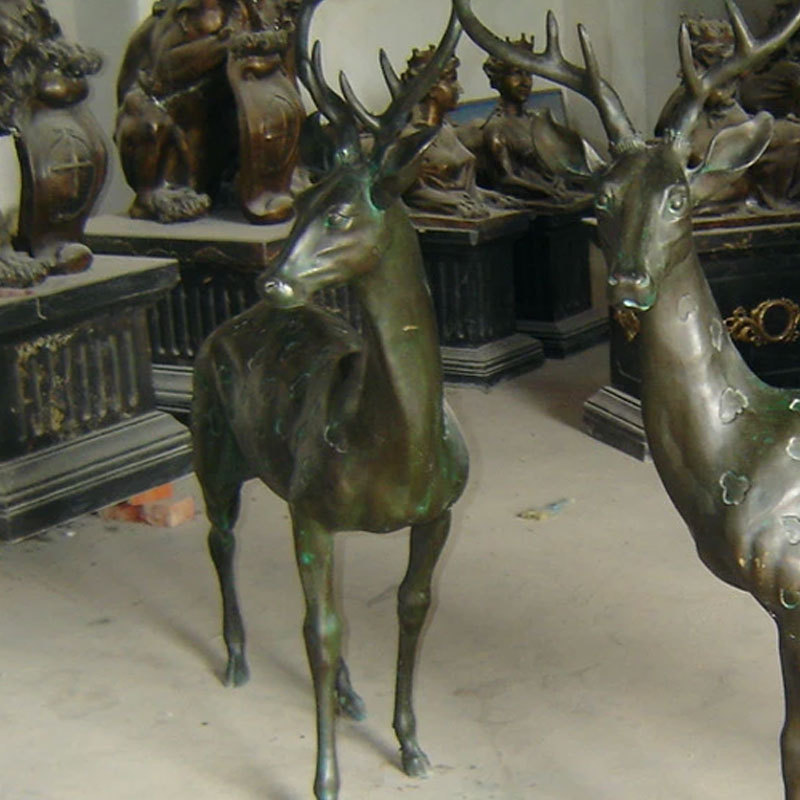 厂家供应低价出售大型铸铜雕塑鹿铸铜人物动物雕塑 可来样定制