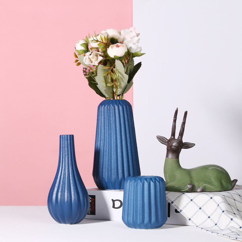家居创意文艺北欧式客厅陶瓷装饰品插花花瓶现代简约餐桌干花摆件