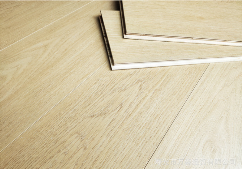 新三层实木复合地板家用地热地暖加厚耐磨层基材封蜡防水处理15mm